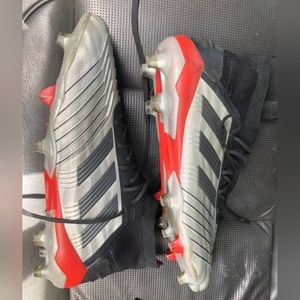 Adidas Predator 19.1 size 10